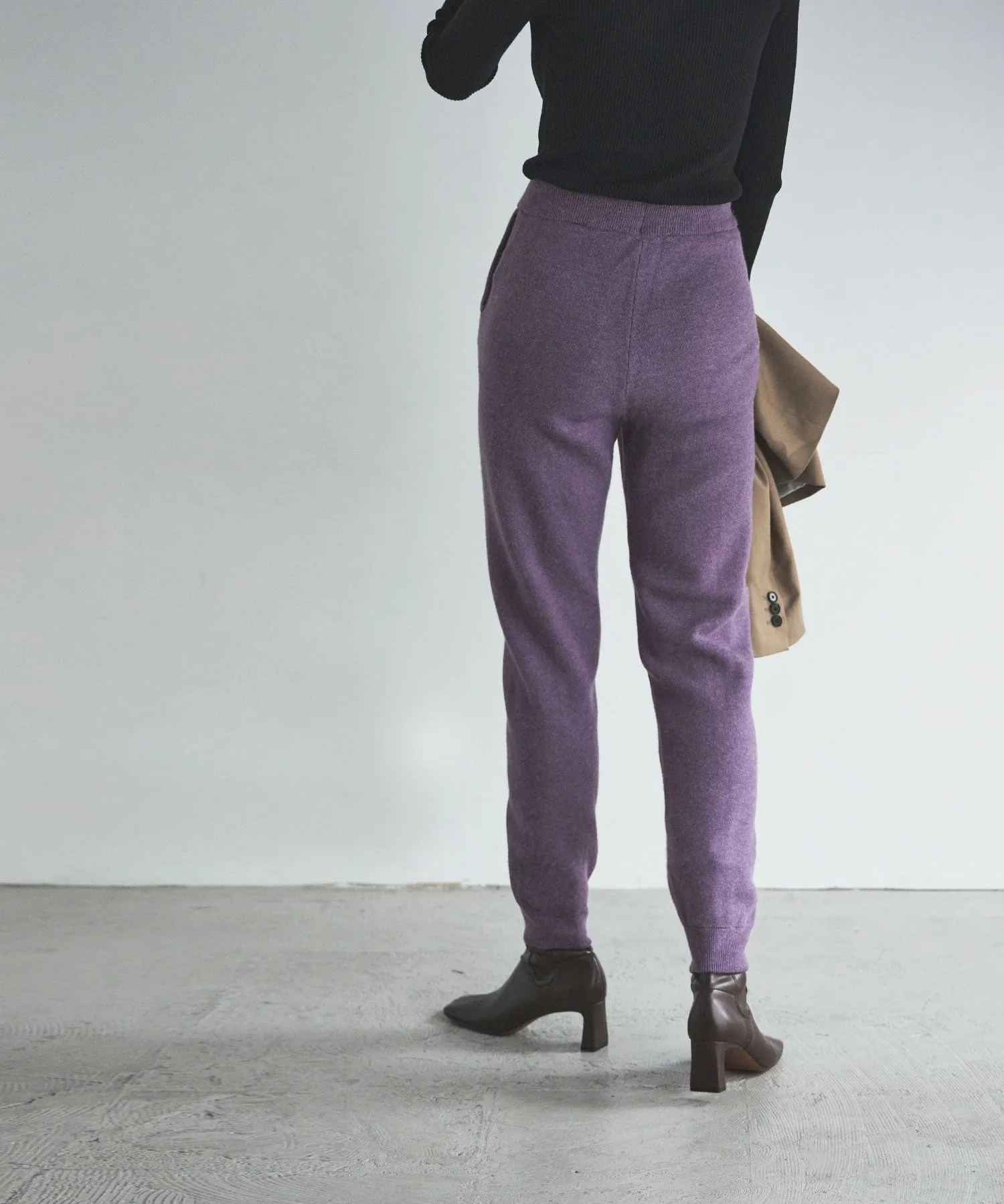 Alpaca touch knit jogger pants