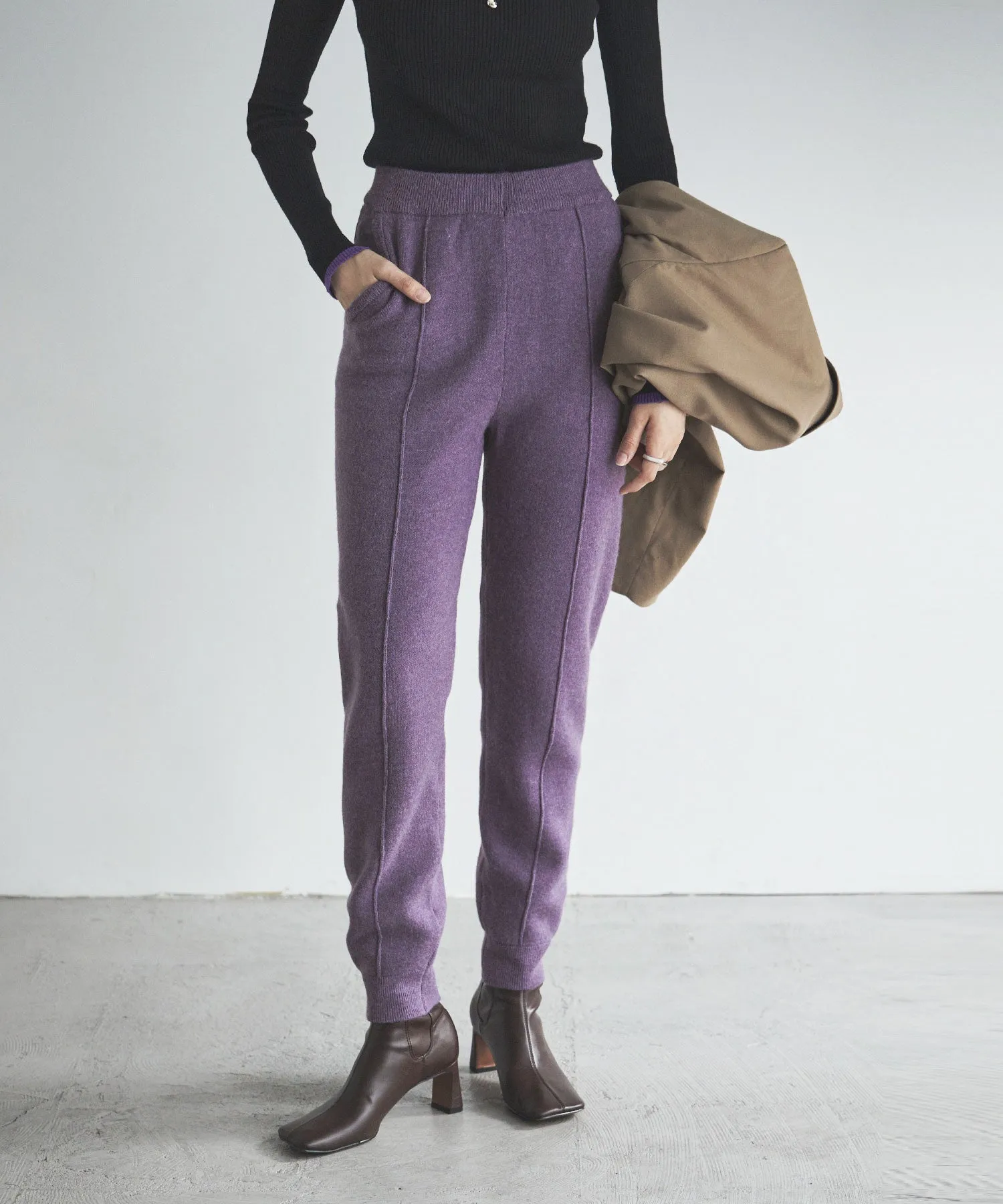 Alpaca touch knit jogger pants