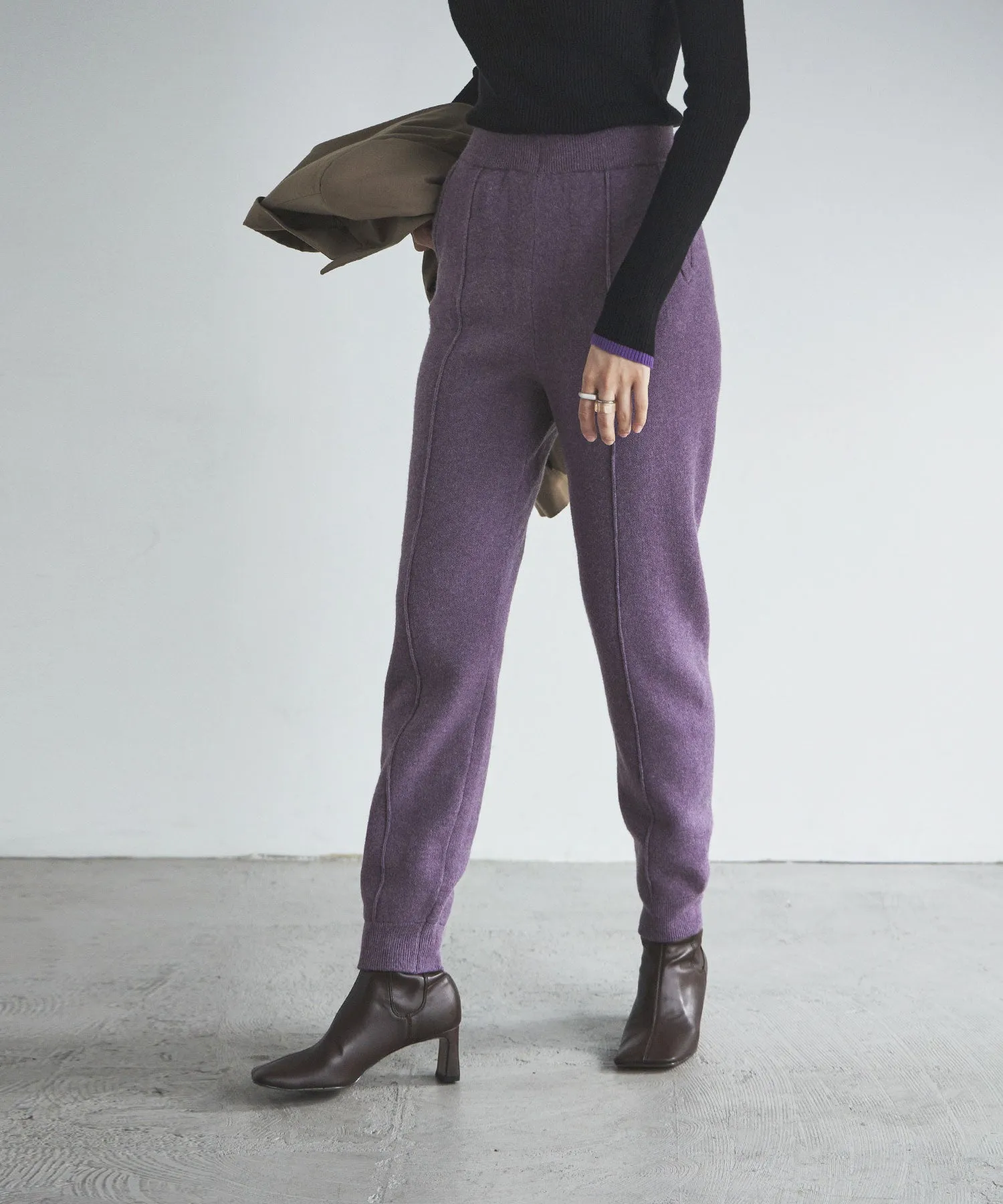 Alpaca touch knit jogger pants