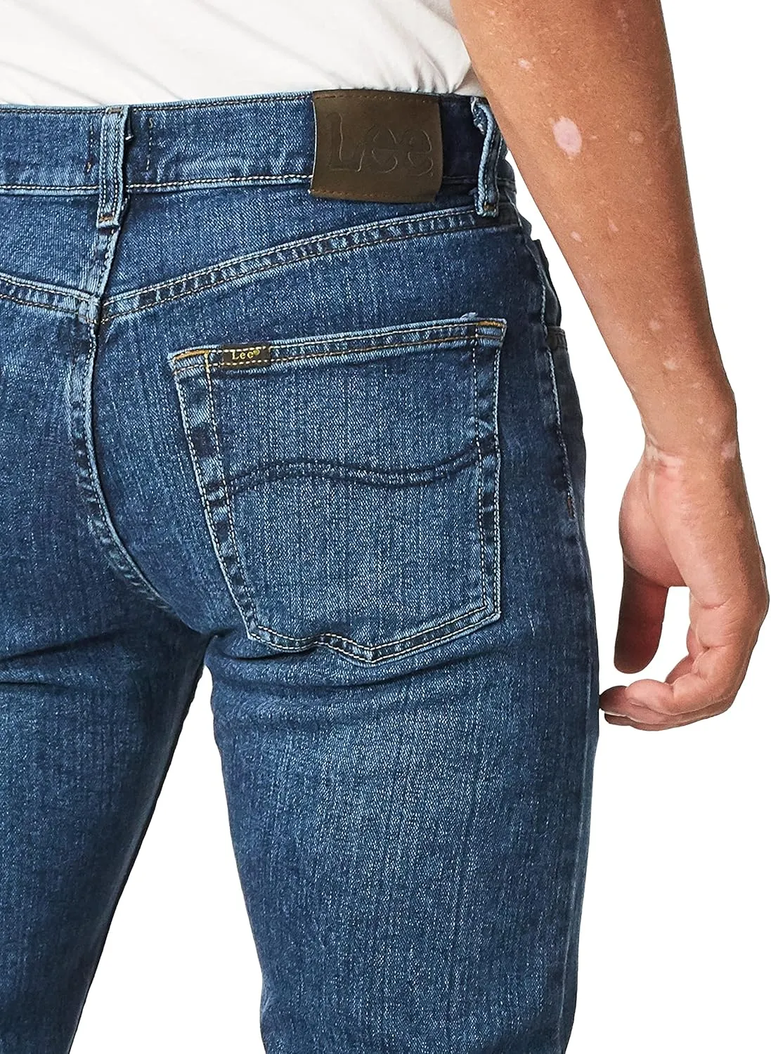 Lee Men's Premium Select Regular Fit Straight Leg Jean