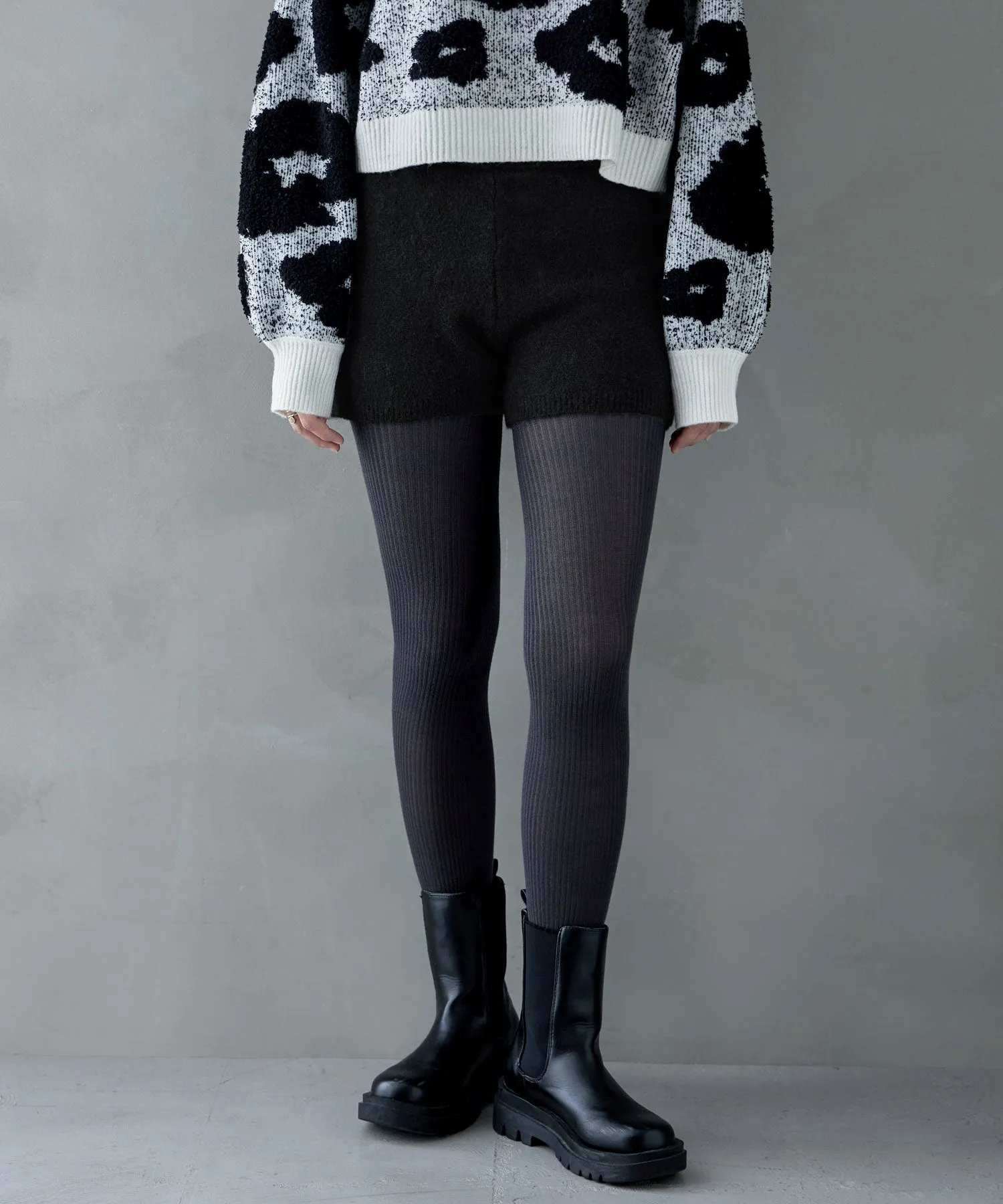 Mohair touch knit shorts
