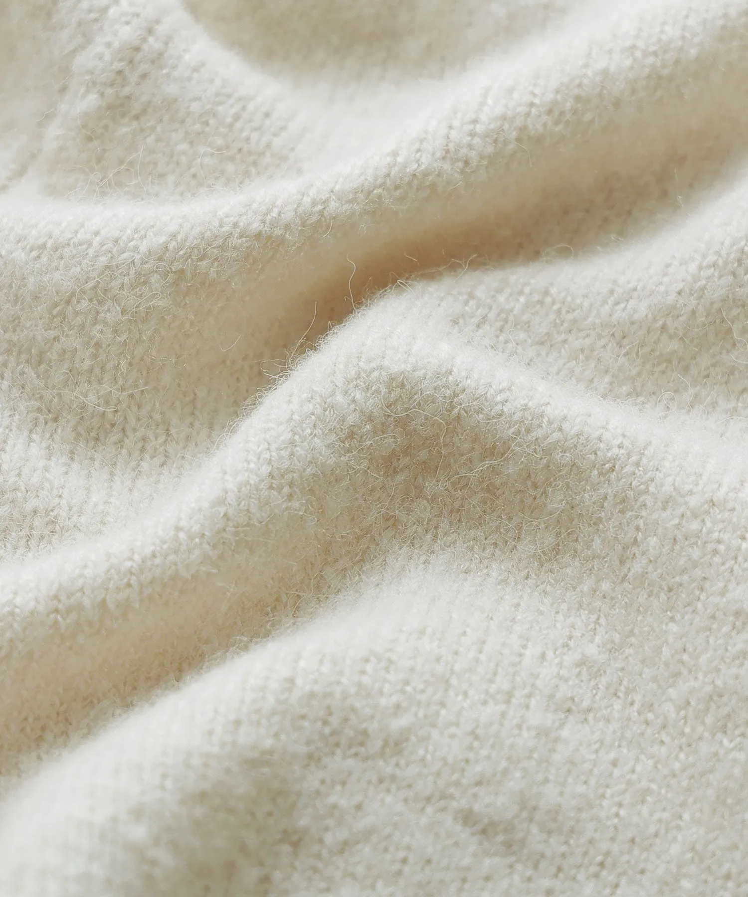 Mohair touch knit shorts