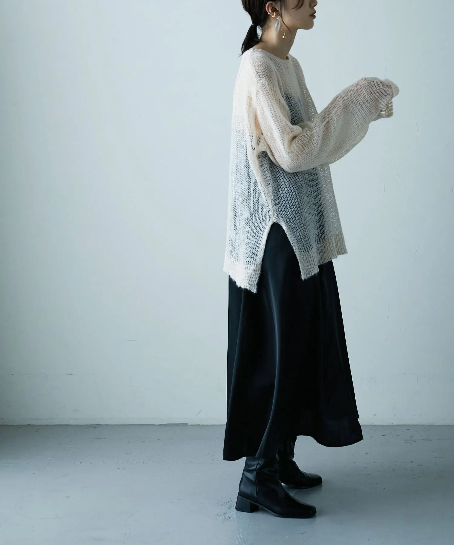 Mohair touch low gauge knit