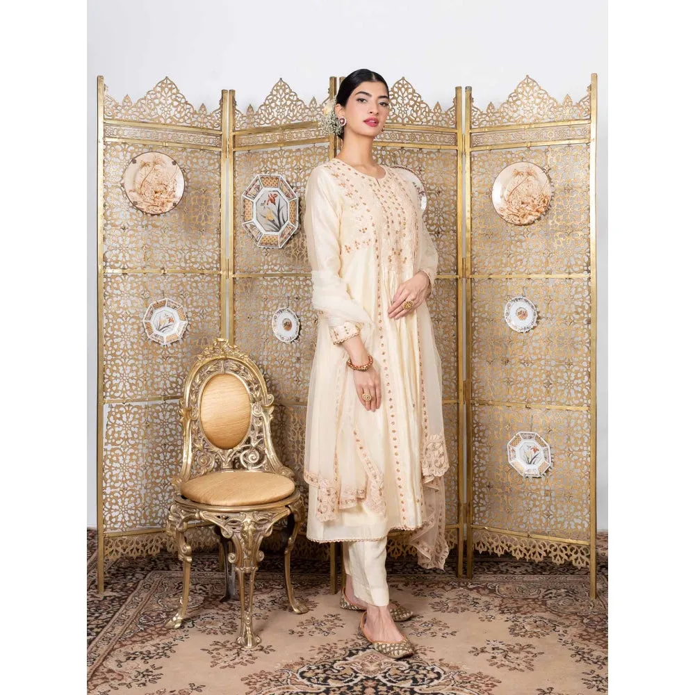 Nadima Saqib Beige Embroidered Full Sleeves Kurta (Set of 3)
