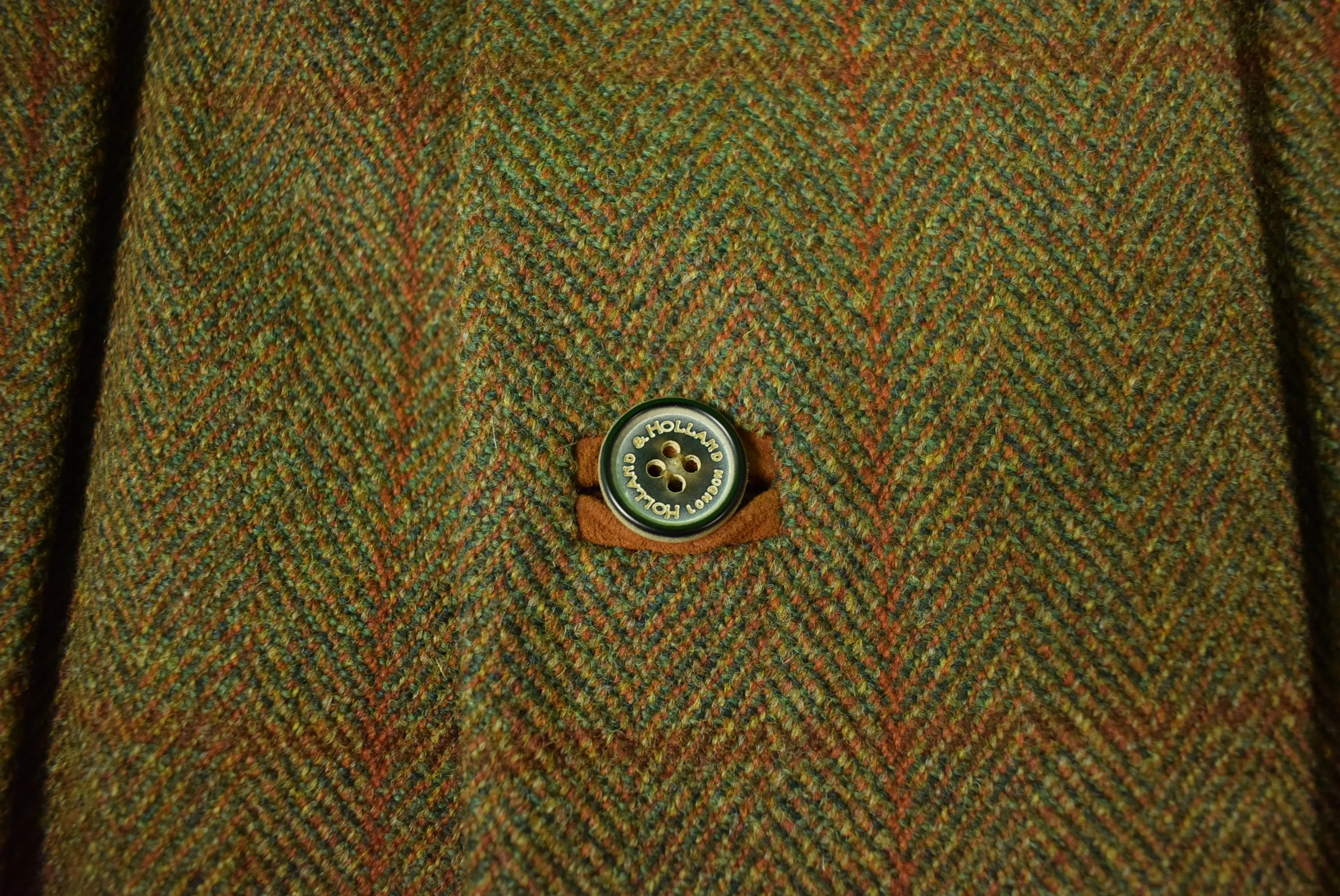 "Holland & Holland Men's Tweed Shooting Vest w/ Left Recoil Suede Shoulder Patch" Sz: 38  (New w/ H&H Tags!)