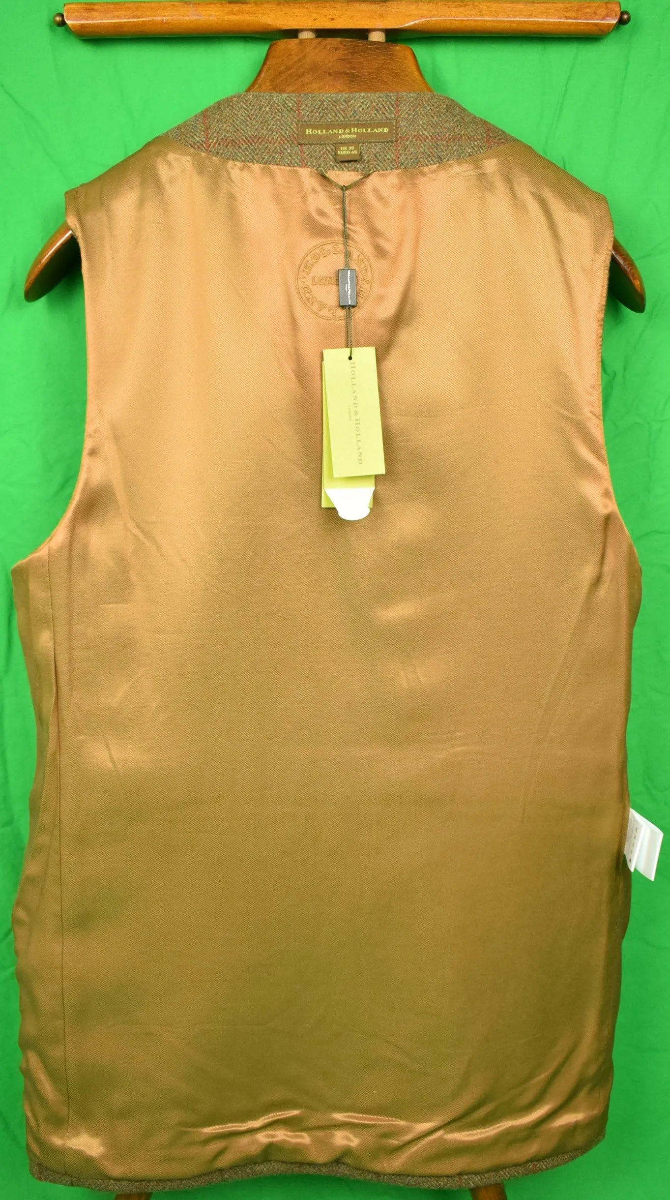 "Holland & Holland Men's Tweed Shooting Vest w/ Left Recoil Suede Shoulder Patch" Sz: 38  (New w/ H&H Tags!)