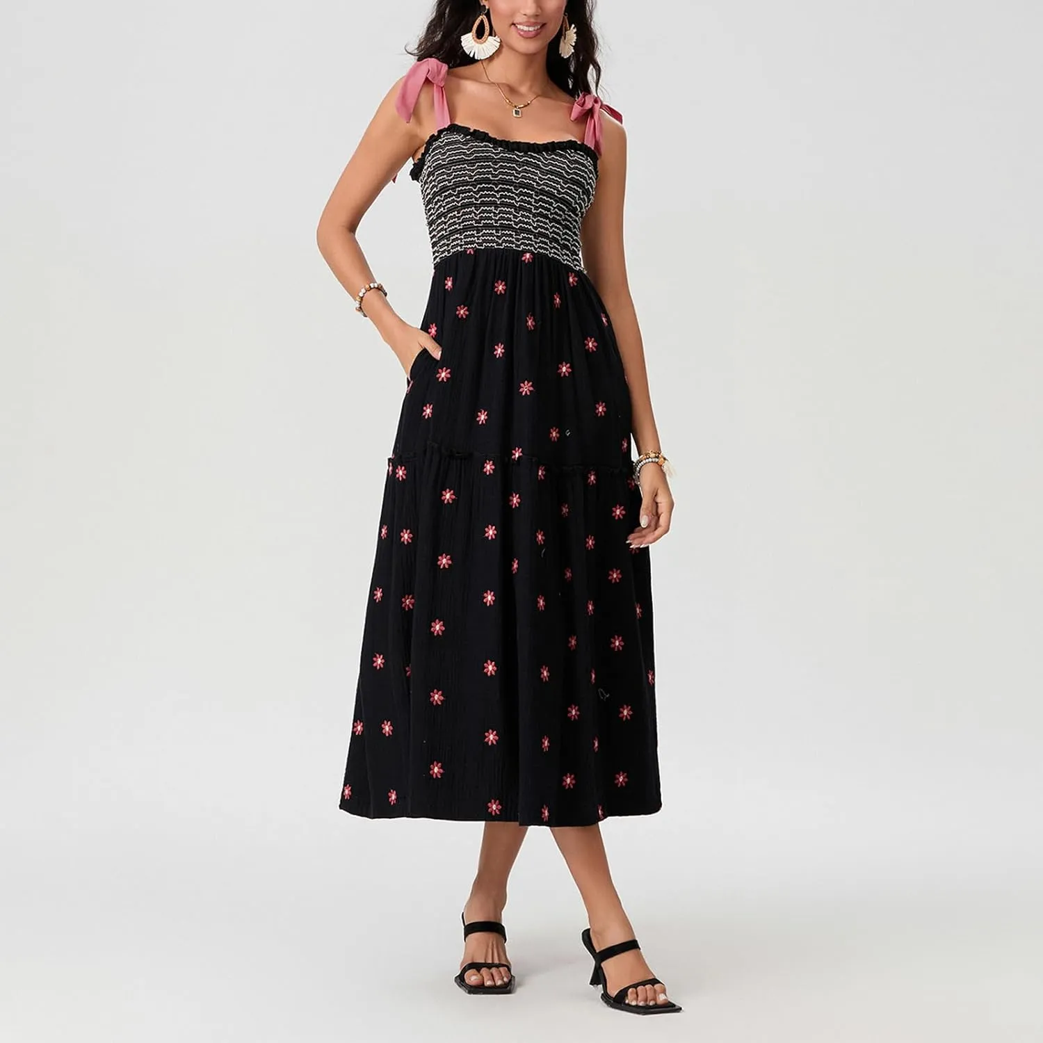 Summer Boho Tie Shoulder Dress for Women 2025 Y2k Sleeveless Floral Smocked Tiered Flowy Maxi Dress Beach Sundress