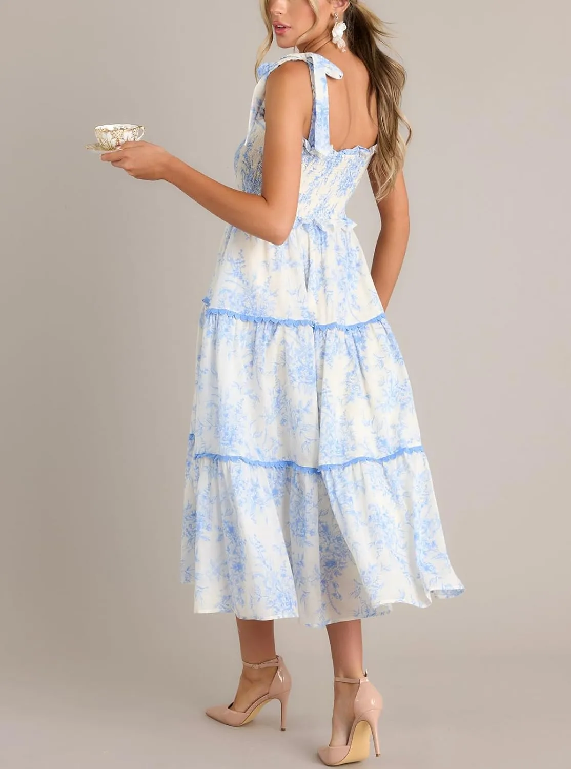 Summer Boho Tie Shoulder Dress for Women 2025 Y2k Sleeveless Floral Smocked Tiered Flowy Maxi Dress Beach Sundress
