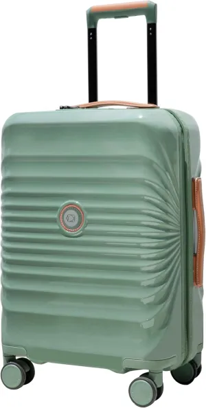 Travel Smart with Lightweight Carry-On Luggage, 20-Inch with USB Port, Spinner Wheels, Lockable Design, Green