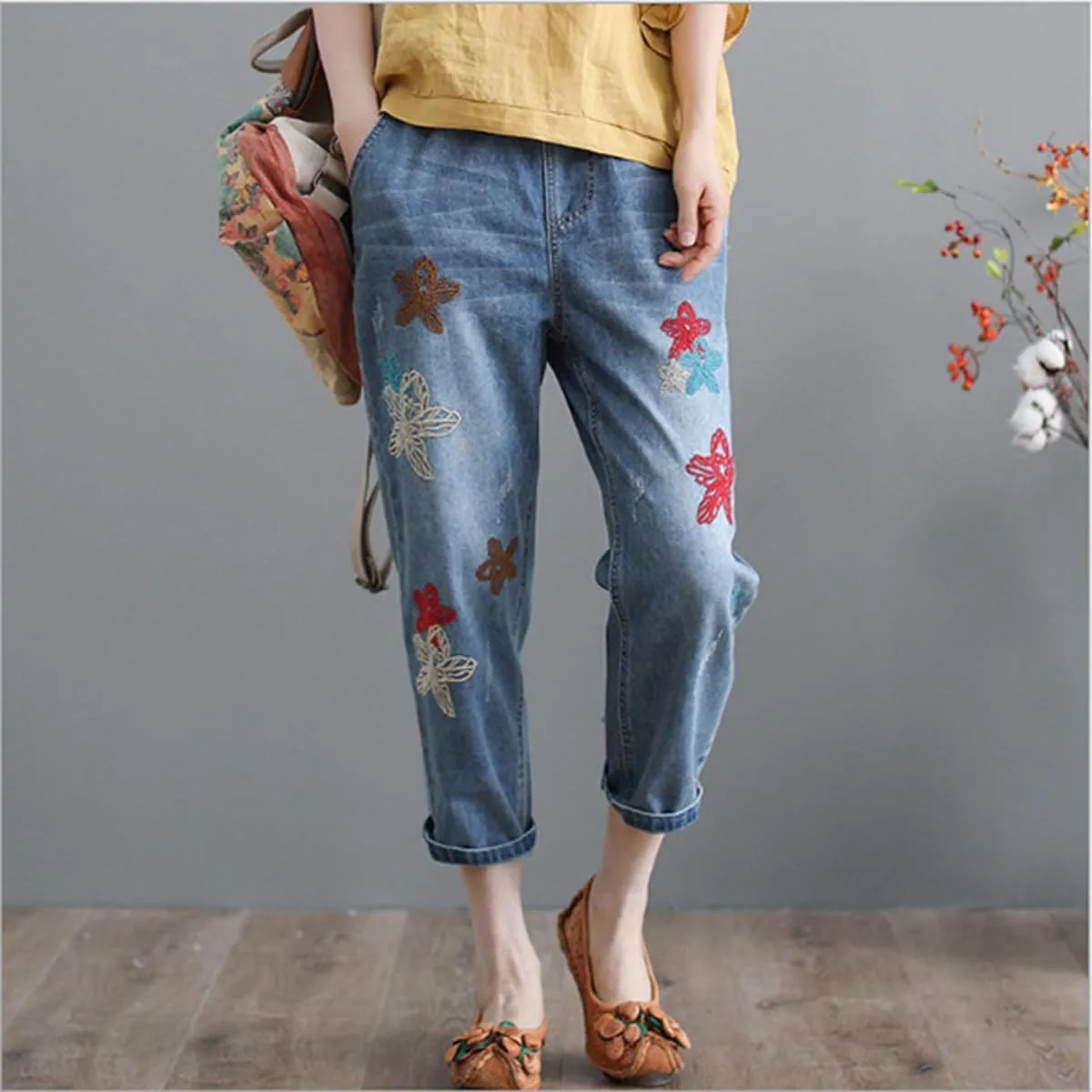 Womens Harem Capri Jeans Flowers Embroidery Vintage Ripped Holes Lace-Up Elastic High Waist Summer Casual Trousers